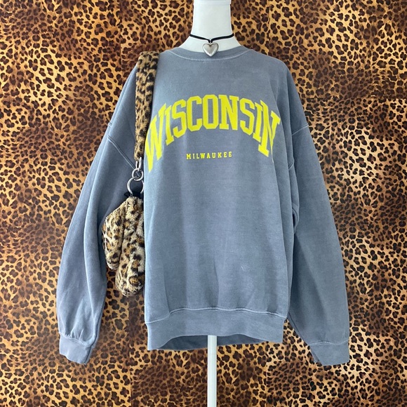 Vintage Crewneck - Picture 3 of 8